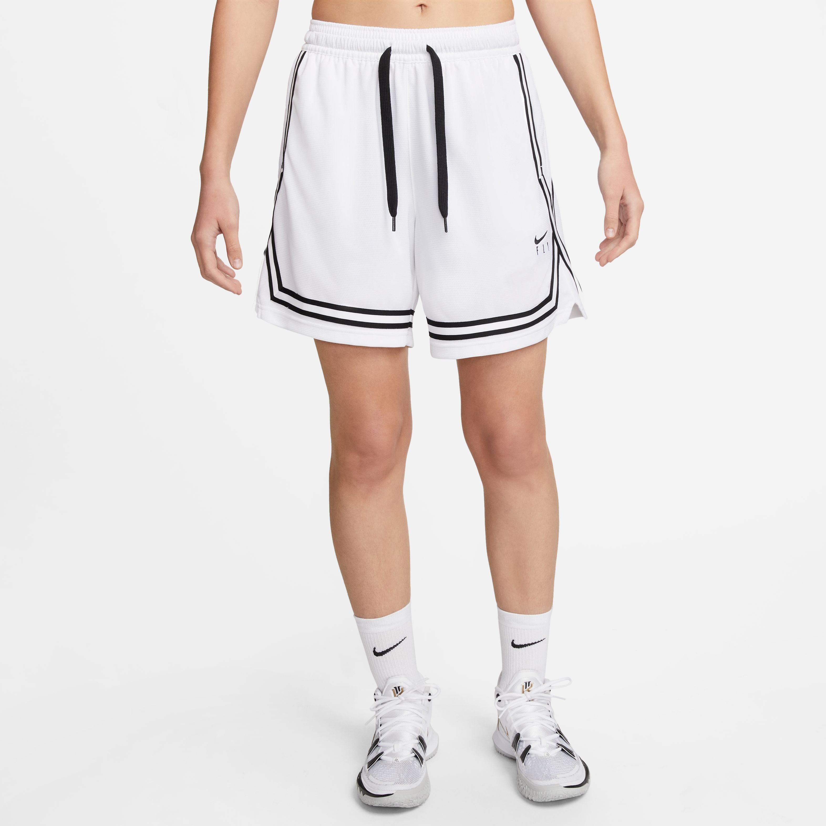Fly Crossover Basketball Shorts - White/Black – MAKEWAY