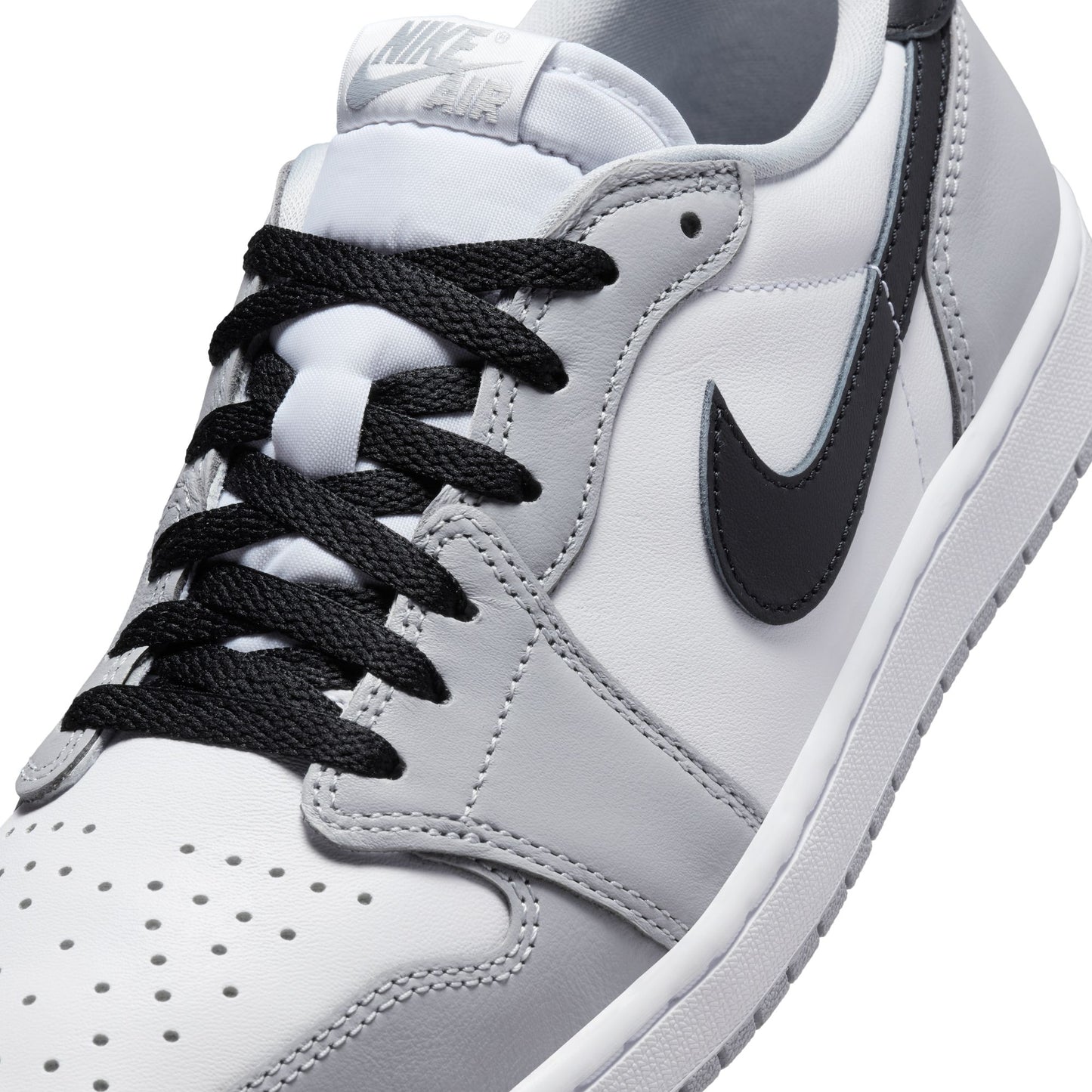 JORDAN 1 LOW OG 'WOLF GREY' - WHITE/BLACK/WOLF GREY