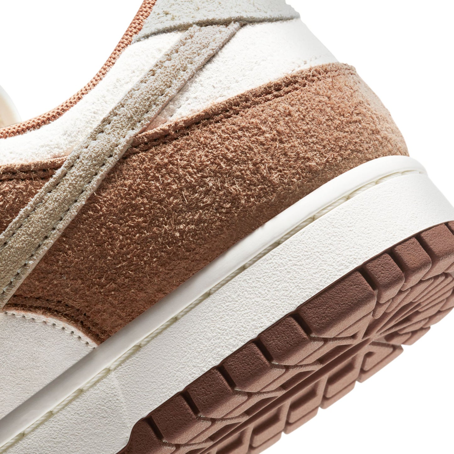 DUNK LOW RETRO PREMIUM 'MEDIUM CURRY' - SAIL/FOSSIL/MEDIUM CURRY