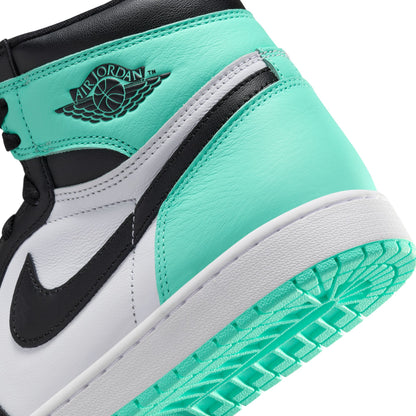 JORDAN 1 RETRO HIGH OG 'GREEN GLOW' - WHITE/BLACK/GREEN GLOW