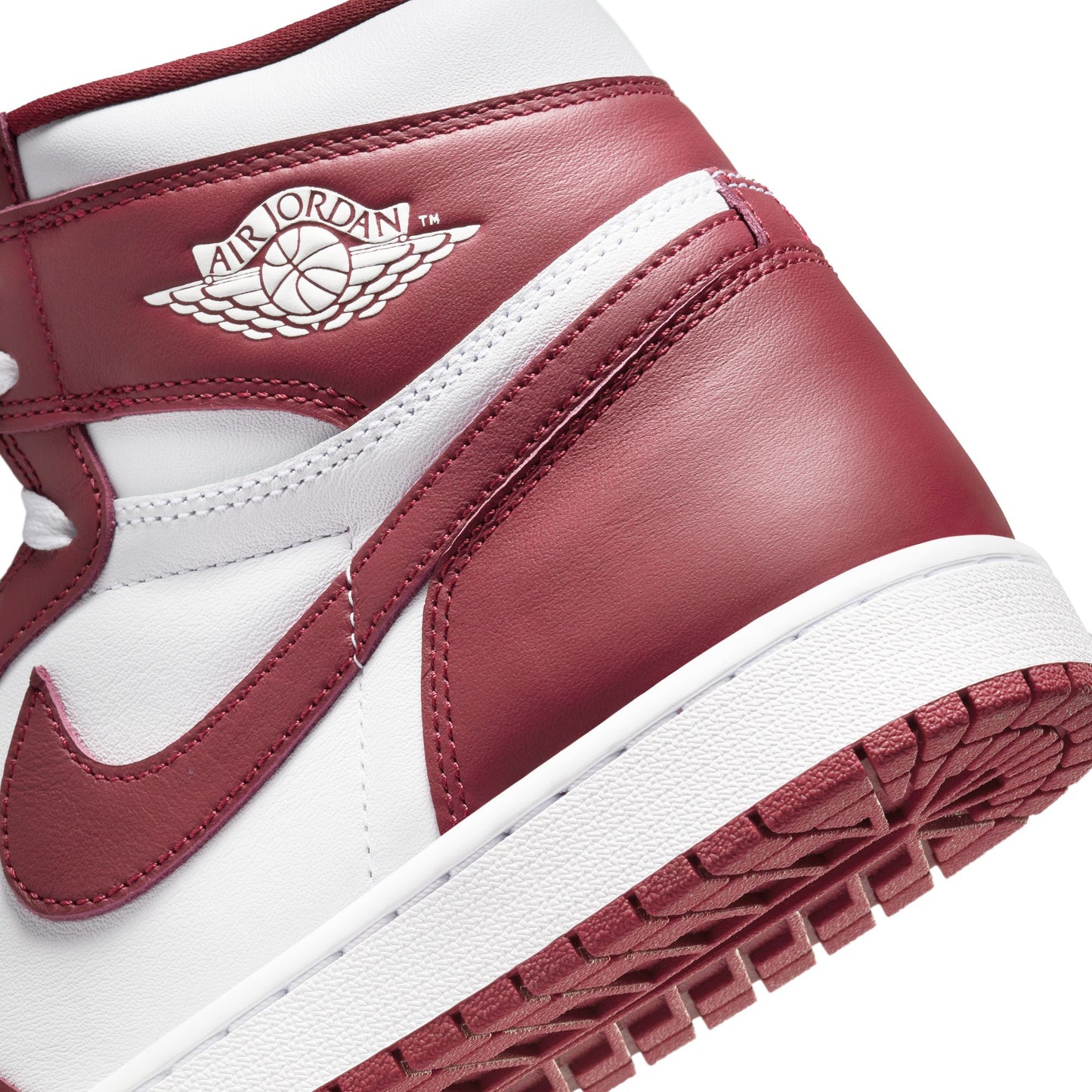 JORDAN 1 RETRO HIGH OG 'ARTISANAL RED' - WHITE/TEAM RED