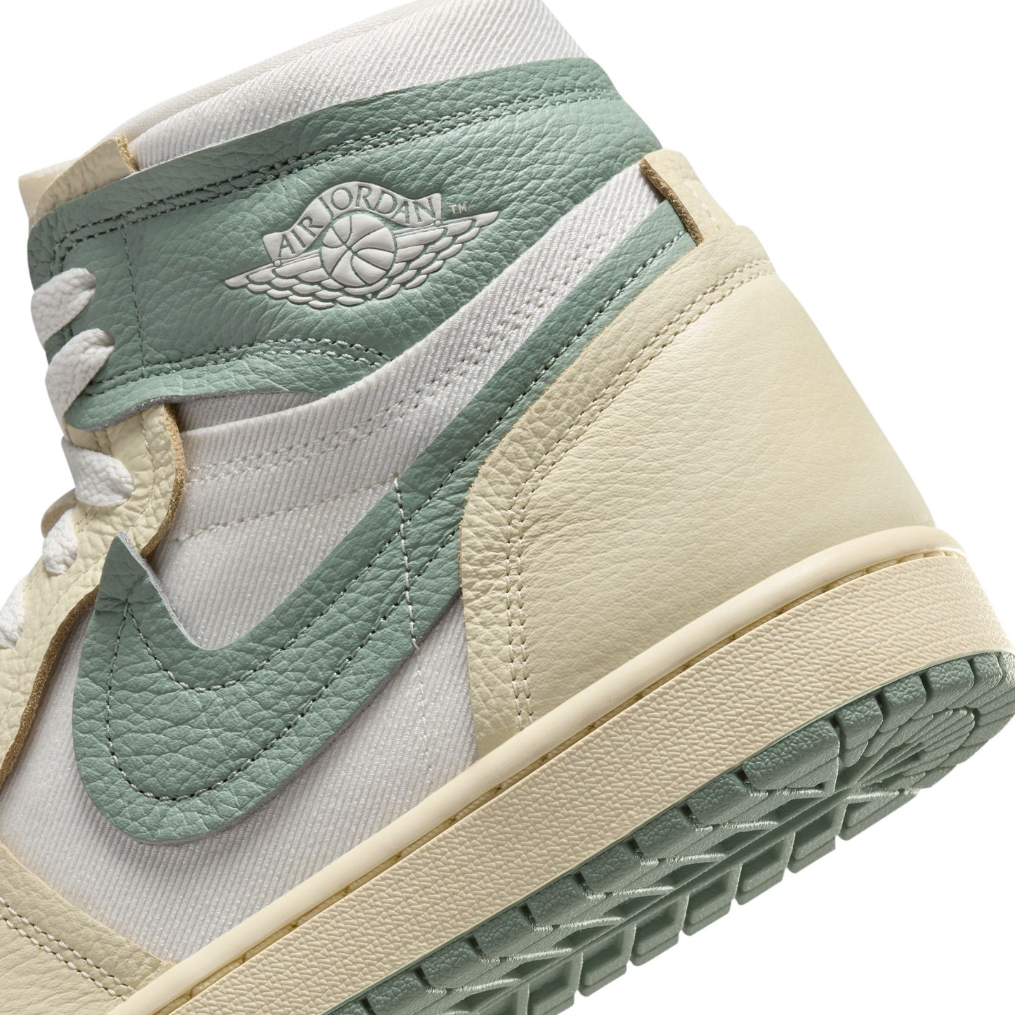 JORDAN 1 HIGH 'METHOD OF MAKE' - LEGEND SAND/JADE SMOKE/SAIL/MUSLIN