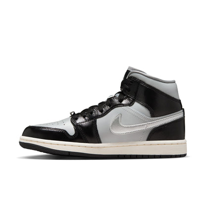 JORDAN 1 MID SE - BLACK/METALLIC SILVER/LT SMOKE GREY/SAIL