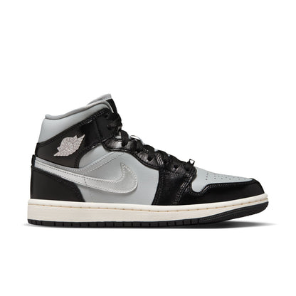 JORDAN 1 MID SE - BLACK/METALLIC SILVER/LT SMOKE GREY/SAIL