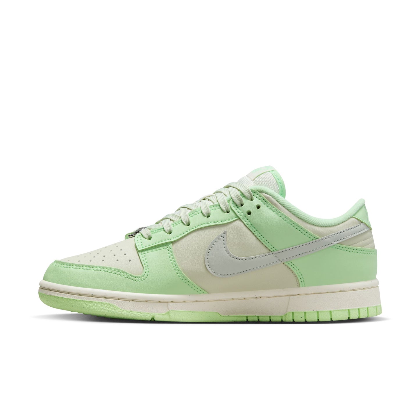 DUNK LOW NN SE - SEA GLASS/LIGHT SILVER/VAPOR GREEN/SAIL