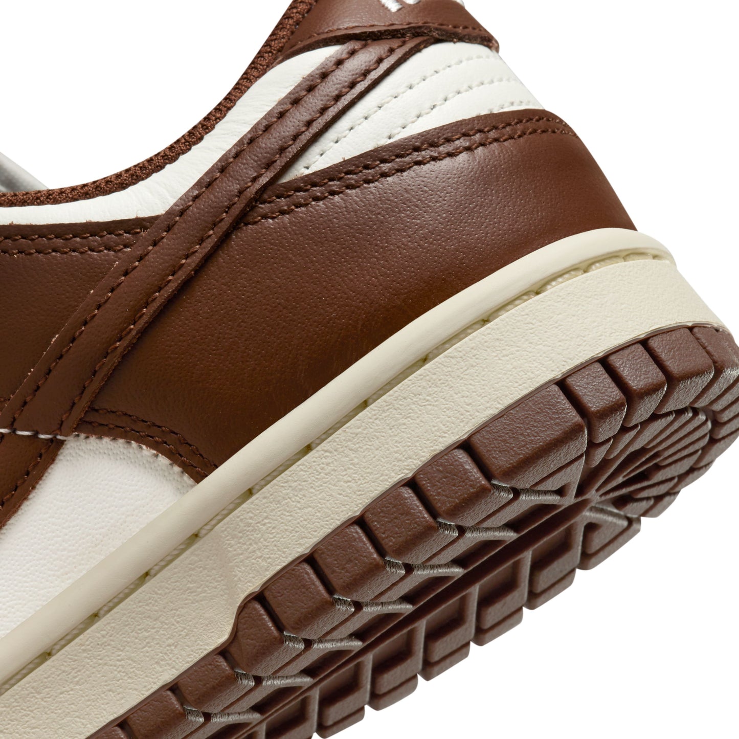 Dunk Low - 'Cacao Wow' - Sail/Cacao Wow/Coconut Milk