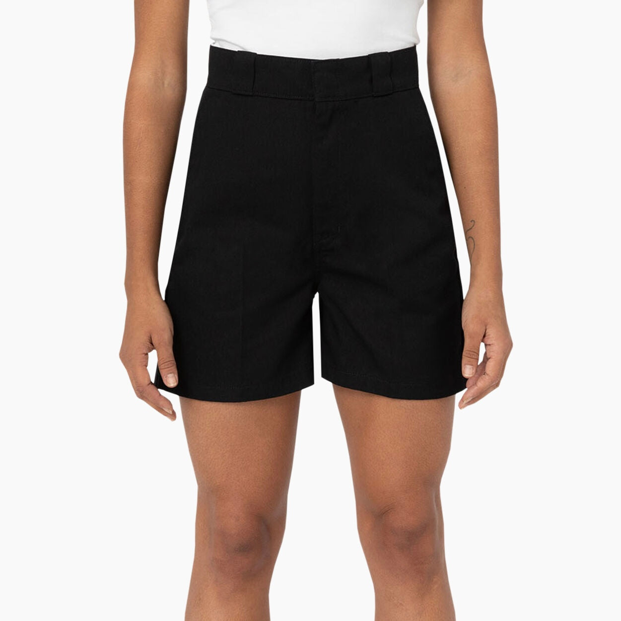 PHOENIX SHORT - BLACK