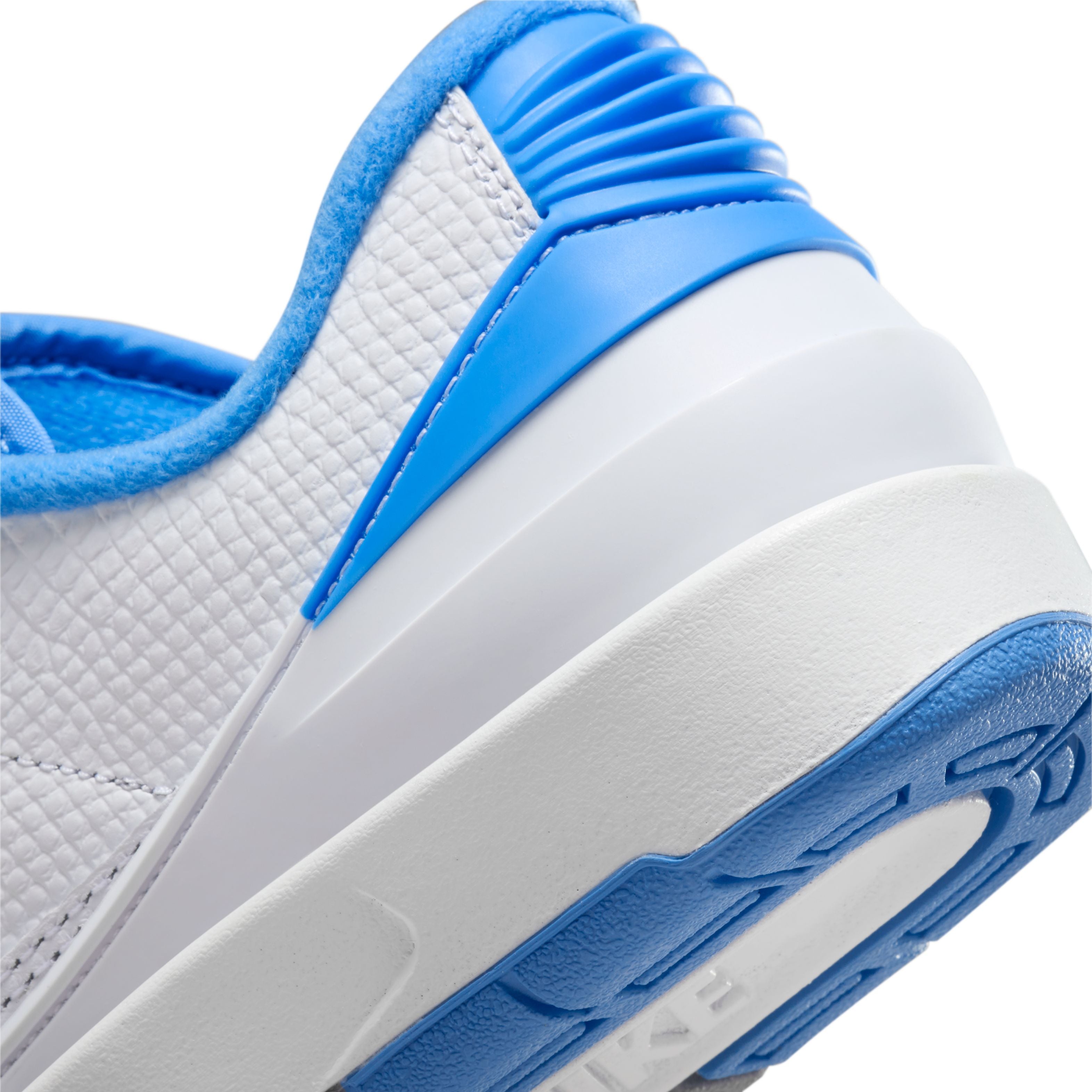 Jordan 2 Retro Low (GS) - &#39;UNC&#39; - White/University Blue/Cement Grey