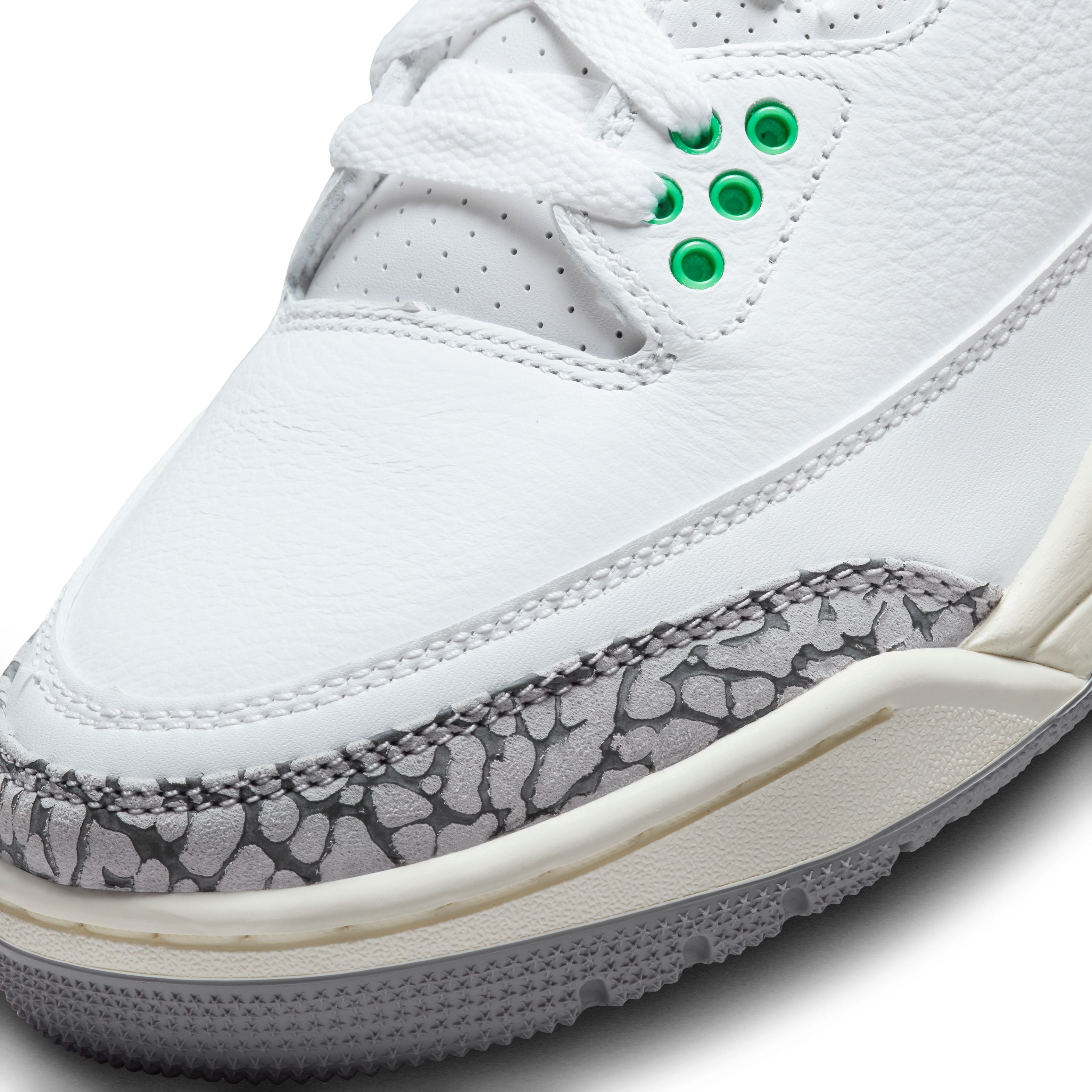 Jordan 3 Retro - &#39;Lucky Green&#39; - White/Varsity Red/Lucky Green