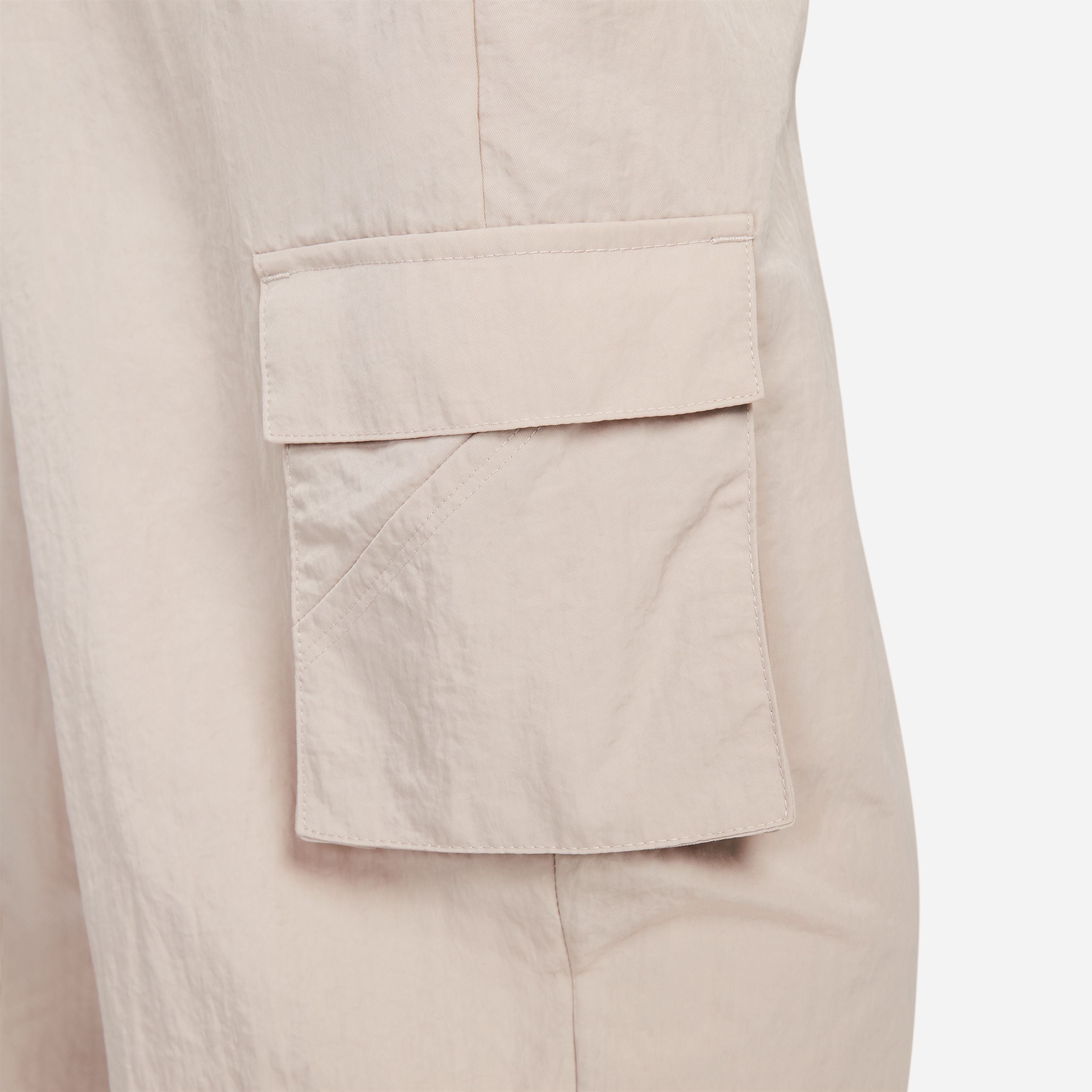 NSW Essential High-Rise Woven Cargo Pants - Diffused Taupe/White