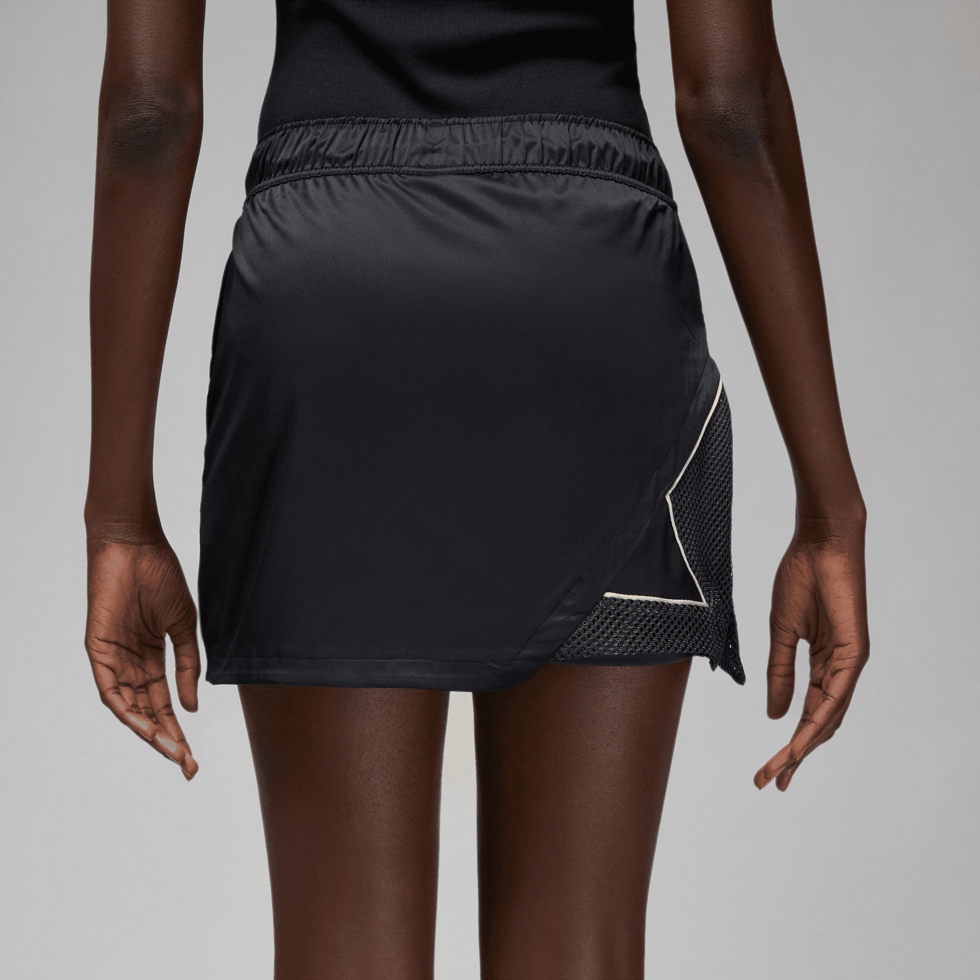 Essentials Diamond 2-in-1 Skirt - Black/Dark Smoke Grey/Sanddrift