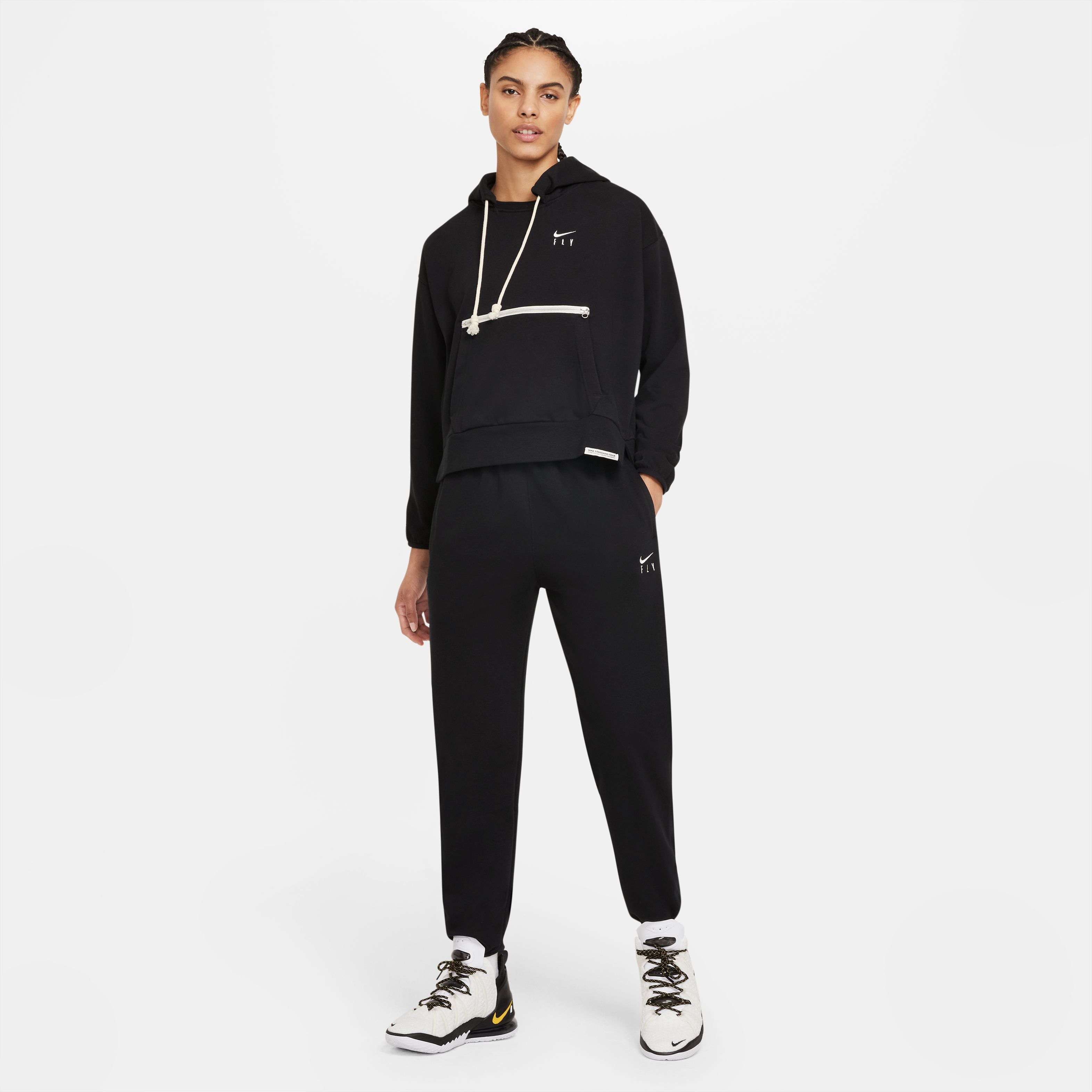 Dri-FIT Swoosh Fly Standard Issue Joggers - Black