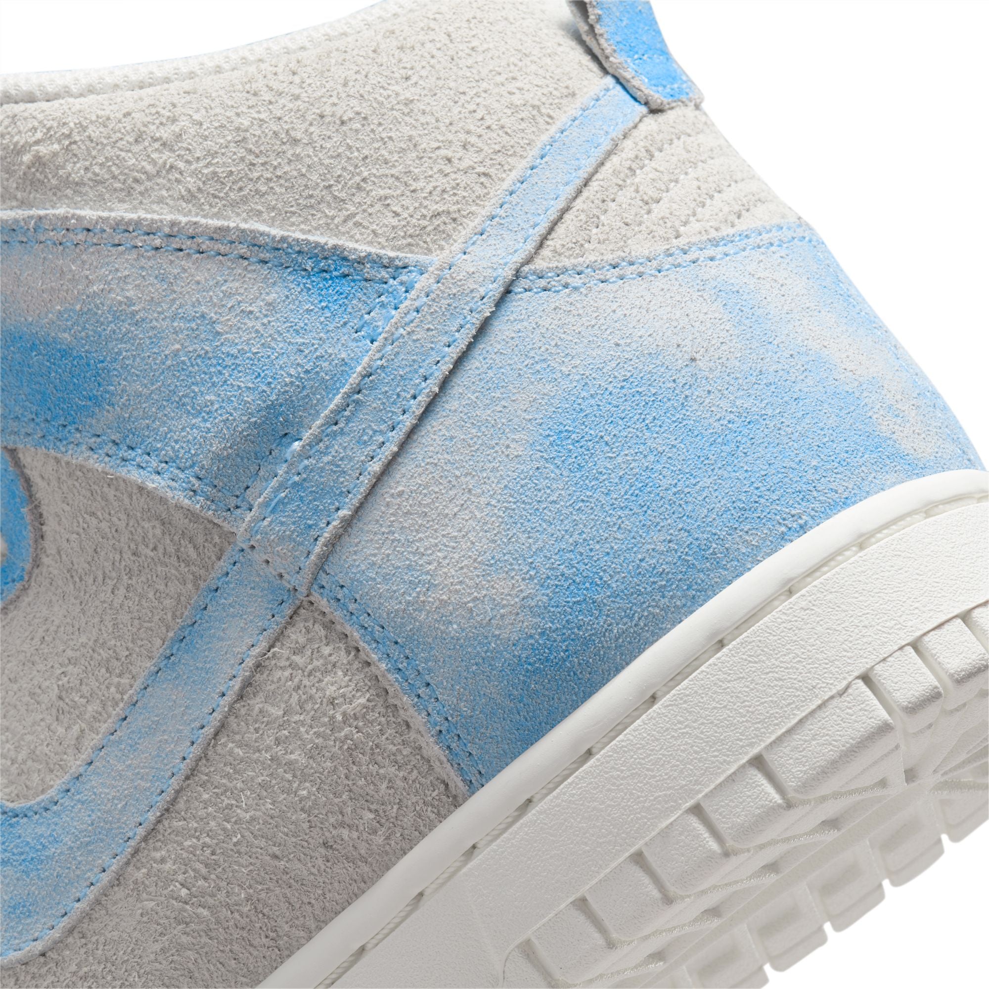 Nike sb dunk high on sale clouds